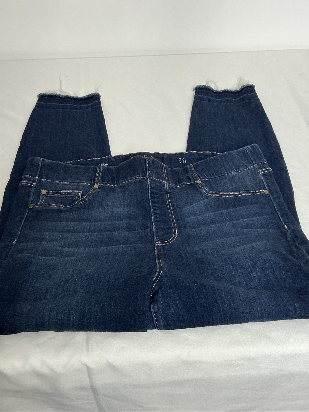 Liverpool for Evelyn & Arthur “ the crop “ Raw Hem Denim Pull On Skinny Jeans